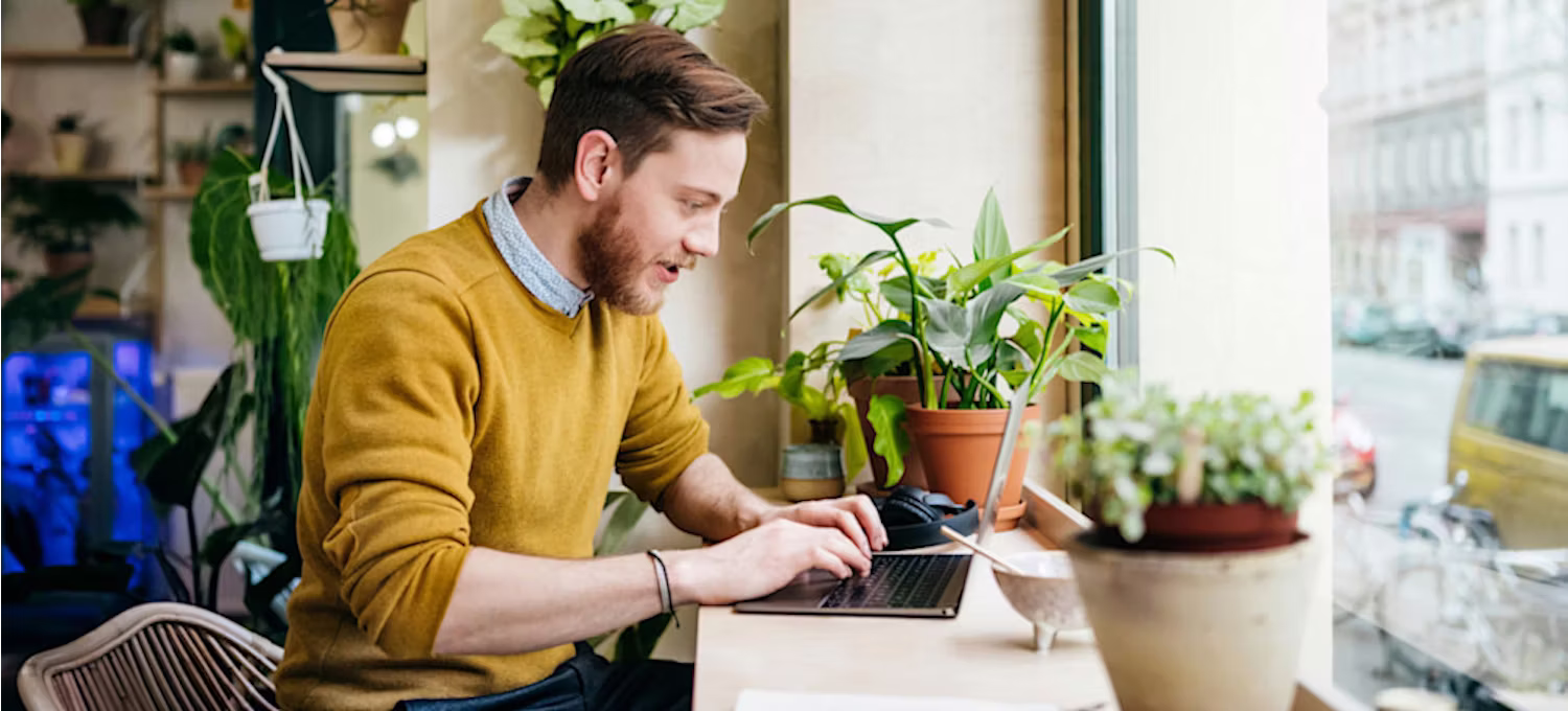 اپلیکیشن مالی فریلنسرها